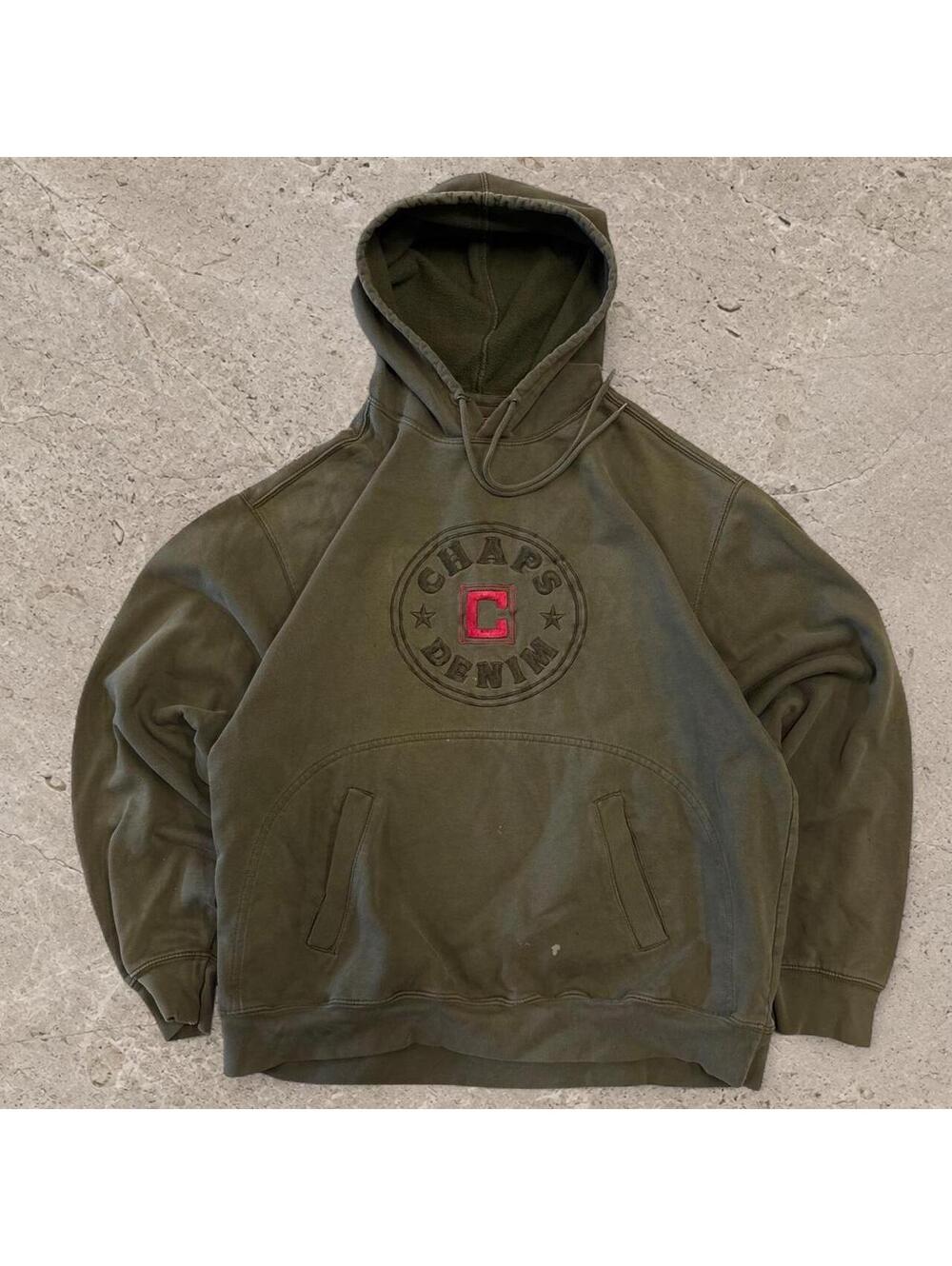 Beautiful vintage heavyweight cotton Chaps Ralph Lauren cotton hoodie.